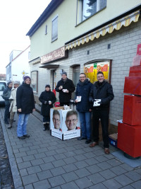 Unsere Bausteine für Bubenreuth: Infostand am 22.02.2014 vor der Bäckerei Patz. Mit Jessica Braun, Michaela Karl, Johannes Karl, Marco Kreyer und Dr. Christian Pfeiffer